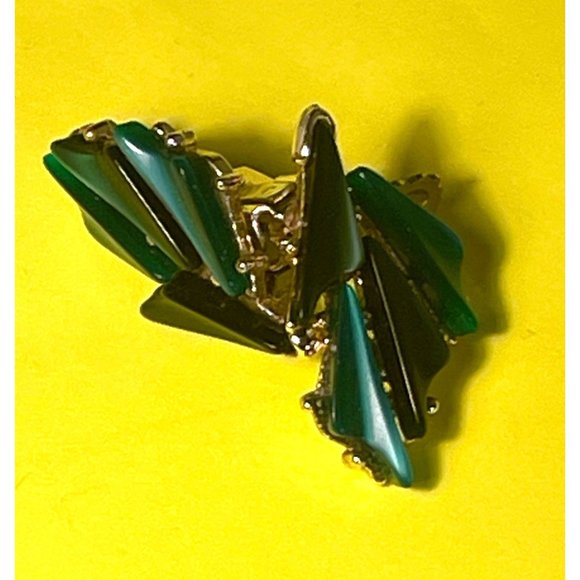 Green, Blue, and Gold Asymmetric Vintage JayCraft Clip Earrings Collectible! - Picture 6 of 7
